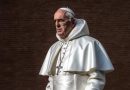 Papa Francisco enloquece las redes sociales con nuevo look ¿son reales?